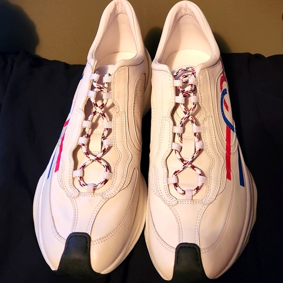NWOT Gucci run leather sneakers 10 - Picture 2 of 8